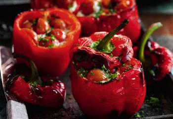 Slimming Worlds Tomato And Basil Stuffed Peppers Recipe