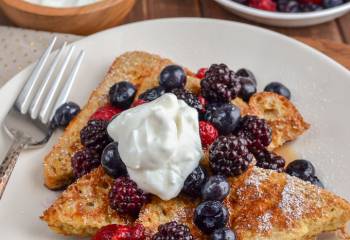 French Toast With Fruit And Maple Syrup