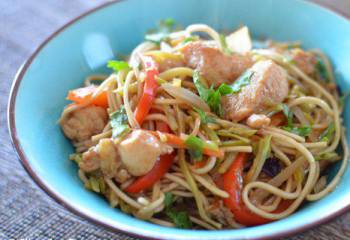 Hoisin Chicken With Noodles