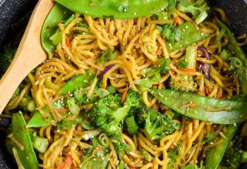 Quick Hoisin Vegetable Noodle Stir Fry