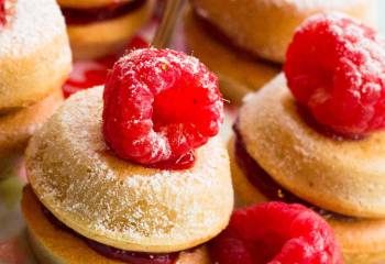 Low Syn Mini Victoria Sponge Cakes