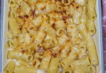 Three Cheese &Amp;Amp; Bacon Pasta Traybake Recipe