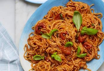 Roasted Red Pepper And Cherry Tomato Pasta